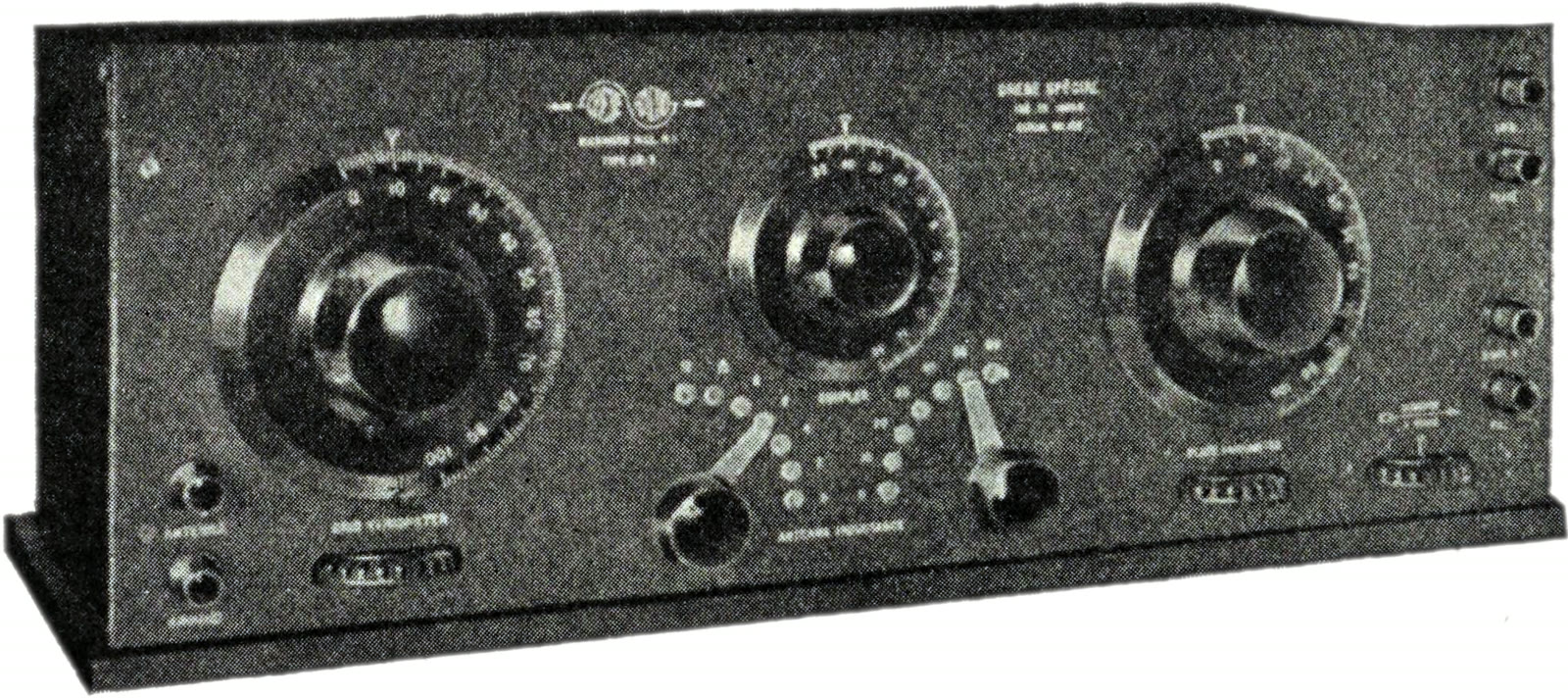 A 1924 shortwave regenerative radio receiver with three tuning dials